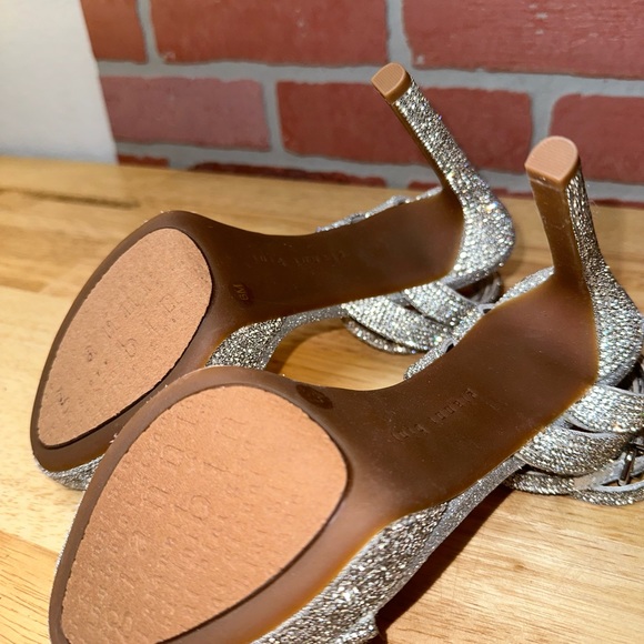 Gianni Bini Embellished High Heel Size 6 - Picture 4 of 4